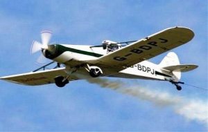 LUPTA CONTRA ŢÂNŢARILOR, EPISODUL 2. UN AVION A ÎMPRĂŞTIAT INSECTICID