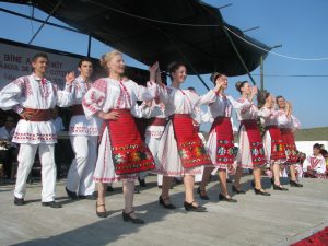 BUZĂU FEST. PRIMUL FESTIVAL AL ÎNTREGULUI JUDEŢ