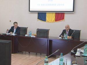 PRIMA ŞEDINŢĂ FĂRĂ BÎGIU. AU LIPSIT 7 CONSILIERI, PRINTRE CARE ŞI „CĂRĂUŞUL” PIŢIGOI