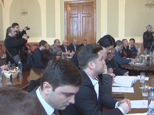 CEA MAI SCURTĂ ŞEDINŢĂ A CONSILIULUI LOCAL. ALEŞII AU AVUT DE VOTAT UN SINGUR PROIECT PE ORDINEA DE ZI