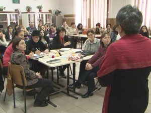 PENTRU O ORĂ DE BIOLOGIE MAI INTERESANTĂ. ÎNTÂLNIRE ÎNTRE DASCĂLII BUZOIENI ŞI PROFESORI UNIVERSITARI 