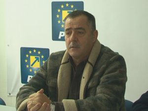 CEZAR PREDA ACUZĂ SECRETARUL CJ DE ABUZ ÎN SERVICIU. COPREŞEDINTELE PNL CERE PRIMARILOR TRASEIŞTI SĂ ÎŞI DEA DEMISIA
