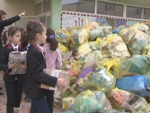 TABLĂ INTERACTIVĂ PENTRU CELE MAI BUNE CLASE. CONCURS DE COLECTARE SELECTIVĂ ÎN ŞCOLILE BUZOIENE