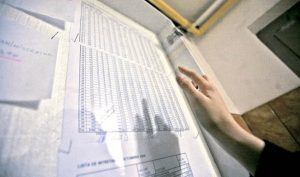 RESTANŢIERII LA ÎNTREŢINERE, DAŢI ÎN JUDECATĂ