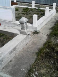CE MAI E DE FURAT PRIN BUZĂU ? LANŢURILE DE LA MORMINTE!