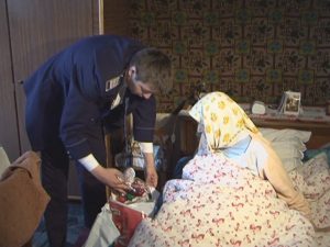 CADOURI DE PAŞTE PENTRU SĂRMANI
