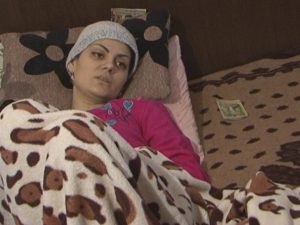 DANIELA VREA SĂ TRĂIASCĂ! PENTRU BĂIEŢELUL DE 3 ANI! SUFERĂ DE CANCER. ARE NEVOIE DE 2600 DE EURO PENTRU TRATAMENT.