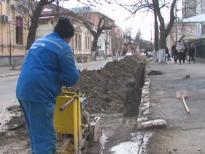 „FIRMELE PRIMĂRIEI, NIŞTE CĂPUŞE”