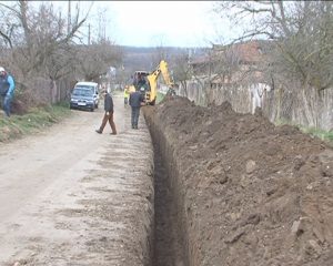 400 DE FAMILII DIN COMUNA VERNEŞTI VOR AVEA APĂ CURENTĂ