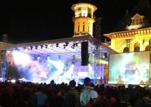 INVITAŢIE LA DISTRACŢIE