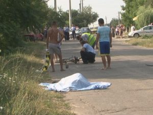 ACCIDENT MORTAL LA VINTILĂ VODĂ. O DOCTORIŢĂ A OMORÂT UN BICICLIST.