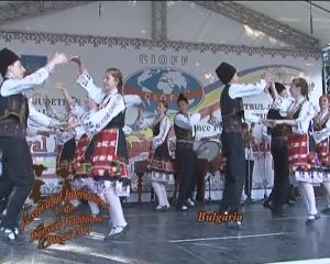 FESTIVALUL INTERNAŢIONAL DE DANSURI FOLCLORICE "PLAIURILE MIORITEI". 13 TARI LA BUZAU.