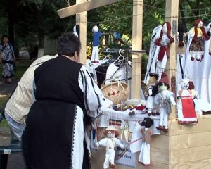 MEŞTEŞUG CONFORM LEGII. CREAŢIILE MEŞTERILOR POPULARI VOR FI PROTEJATE