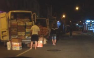 STRADA OSTROVULUI, TÂRG NOCTURN DE FRUCTE ŞI LEGUME. COMERŢ NEFISCALIZAT, GĂLĂGIE, AUTORITĂŢI NEPUTINCIOASE
