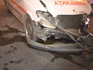 ACCIDENT LA INTERSECTIA BULEVARDELOR UNIRII SI BALCESCU.