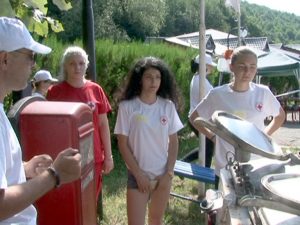 VOLUNTARI ÎN TABĂRĂ. PREGĂTIRI PENTRU SITUAŢII DE URGENŢĂ