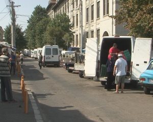 VOR DISPĂREA DUBELE DIN PIAŢA CENTRALĂ. PROMISIUNE A VICELUI FĂNICĂ BÎRLĂ