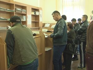 BUZOIENII, BUNI PLATNICI DE IMPOZITE. PESTE TREI SFERTURI ŞI-AU ACHITAT LA TIMP TAXELE CĂTRE PRIMĂRIE