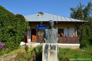 CONCURS DE CREAŢIE LITERARĂ. PREMIUL I VA FI RECOMPENSAT CU 1000 DE LEI