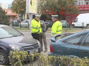 40 DE AMENZI PENTRU SAMSARII DE MAŞINI. RAZIE A POLIŢIŞTILOR LOCALI ÎN ZONA UNIRII NORD – DEALUL MARE