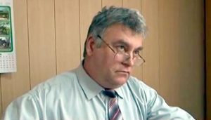 CONDAMNAT DEFINITIV, DIRECTOR ÎN PRIMĂRIA BUZĂU. EMIL ŞERBAN I-A DAT ILEGAL APARTAMENT FIULUI SĂU