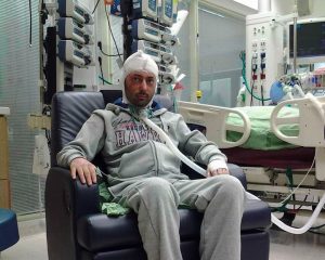 CĂTĂLIN ILNIŢCHI A AJUNS LA BUZĂU. BUZOIANUL RĂNIT ÎN COLECTIV ÎŞI REVINE SPECTACULOS