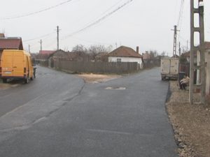 ŞASE ULIŢE S-AU TRANSFORMAT ÎN STRĂZI. PRIMĂRIA MĂRĂCINENI CREEAZĂ CONDIŢII CA LA ORAŞ