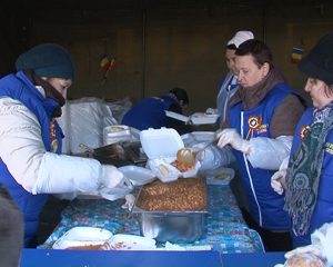 MASĂ BOGATĂ DE 1 DECEMBRIE, ÎN CRÂNG. MENIUL VA FI DIVERSIFICAT