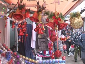 ATENŢIE LA ORNAMENTE! INSTALAŢIILE LUMINOASE DE CRĂCIUN POT FI PERICULOASE