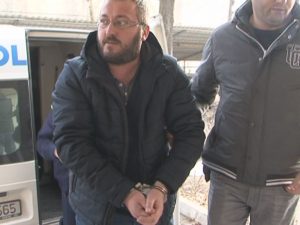 PATRONUL NANONET, REŢINUT DE POLIŢIŞTI. ESTE ACUZAT CĂ LOVIT INTENŢIONAT UN MUNCITOR CU MAŞINA