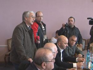 VREA SĂ DEVINĂ CONSILIER LOCAL. ANDREI BARAC RECLAMĂ ILEGALITATEA UNUI ACT DIN 2012