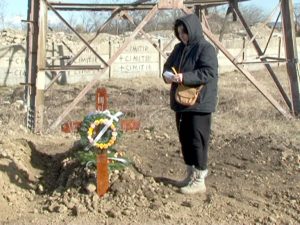 UN OM ŞI-A GĂSIT LINIŞTEA VEŞNICĂ. DECEDATUL ŢINUT LA FRIGIDER DIN DECEMBRIE A FOST ÎNMORMÂNTAT