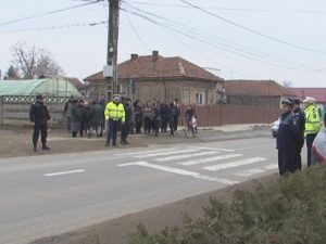 A DOUA ZI DE PROTESTE LA MĂRĂCINENI. IATĂ SOLUŢIILE IDENTIFICATE DE EDILUL DIN MĂRĂCINENI