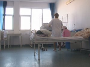 PEDIATRIA REPINGE ACUZELE: „TRATAMENTELE MEDICALE APLICATE COPIILOR SUNT CELE CORECTE”