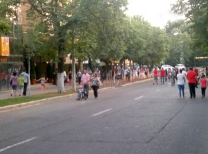PROMENADĂ PE BULEVARD. BĂLCESCU RĂMÂNE LOCUL PLIMBĂRILOR DE WEEK-END