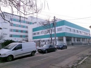 MATEEŞESCU: „MATERNITATE PREA MARE, COSTURI ASEMENEA”. NEAGU: „NU-I ADEVĂRAT, ARE ACELAŞI NUMĂR DE PATURI CU CEA VECHE”