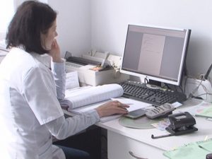 PROTESTE ÎN „SĂNĂTATE”. ŞI MEDICII DE FAMILIE AU INTRAT ÎN GREVĂ JAPONEZĂ