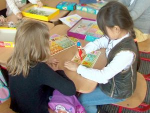 CLASE SUPRAPOPULATE LA UNELE ŞCOLI. AICI SUNT ÎNSCRIŞI ELEVI DIN ALTE CIRCUMSCRIPŢII