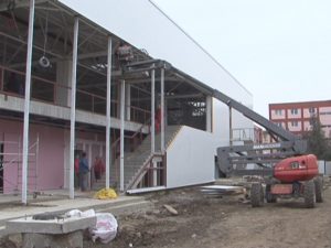 SALA DE SPORT DE LA LPS, APROAPE GATA. INAUGURAREA E PROGRAMATĂ LA FINALUL LUNII VIITOARE