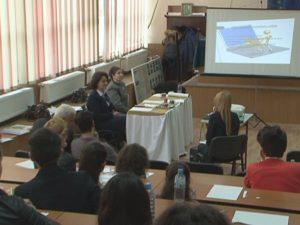 CONCURS DESPRE DREPTURILE CONSUMATORILOR. TEMA ALEASĂ A FOST COMERŢUL ON-LINE