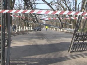 POARTA CRÂNGULUI A INTRAT LA REPARAT. CHELTUIELILE SE RIDICĂ LA 4000 DE LEI