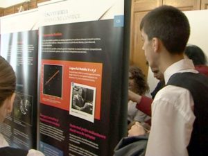 EXPOZIŢIE INEDITĂ LA BUZĂU. CUM A APĂRUT ŞI CUM A EVOLUAT UNIVERSUL