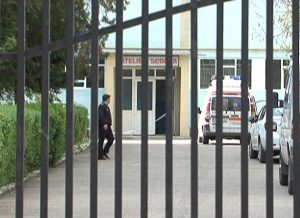 TRAGEDIE LA LICEUL “CONTACTOARE”. UN PROFESOR A MURIT ÎN TIMPUL OREI DE CURS.