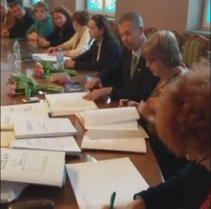 BEBE IONESCU, PRIMUL CANDIDAT OFICIAL. INDEPENDENTUL ŞI-A DEPUS, AZI, CANDIDATURA LA BEC