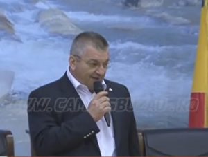 CONSTANTIN POPA VREA LA PRIMĂRIE. ”PROMIT PUŢIN ŞI FAC MULT”