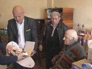 VETERAN CENTENAR. UN VETERAN DE 101 ANI ÎŞI AMINTEŞTE DE TINEREŢE