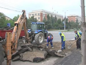PARCĂRI NOI PENTRU BUZOIENI. VOR FI AMENAJATE PESTE 150 DE LOCURI DE PARCARE