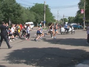 RESPIRĂ CURAT. MARŞ ANTI-FUMAT PE STRĂZILE BUZĂULUI