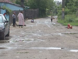 FAVELA DIN SPATELE ORAŞULUI. STRADA HAIDUCULUI, MAHALAUA UITATĂ DE AUTORITĂŢI