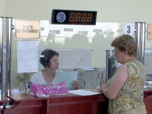 BILETE NEFOLOSITE DE PENSIONARI. SOLICITĂRI MULTE DOAR PE TIMP DE VARĂ